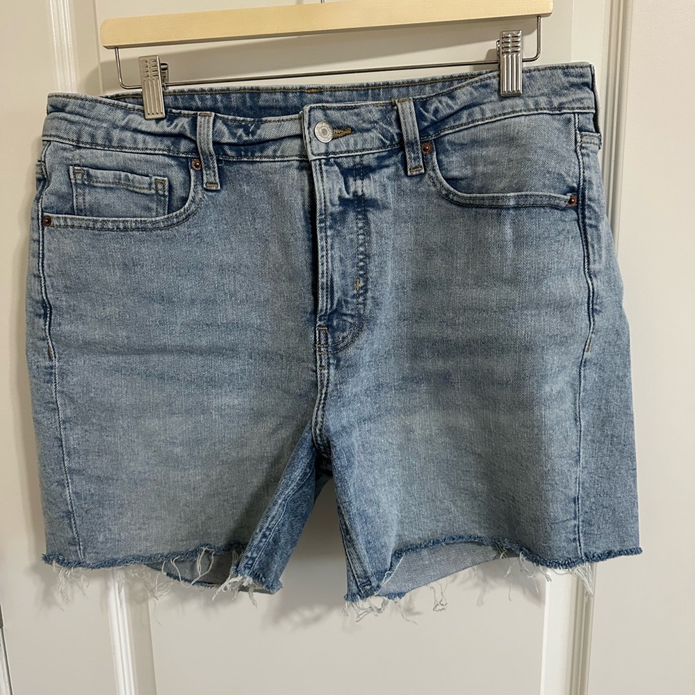 Old Navy OG Straight Jean Shorts